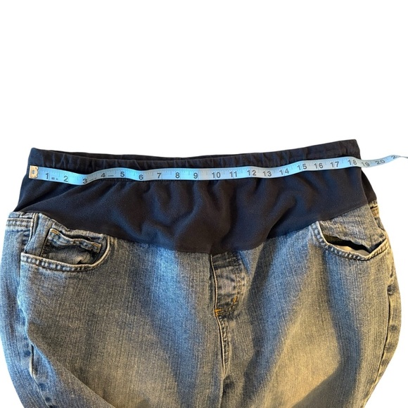 Two Hearts Maternity cuffed jeans. Size XL. Stretch panel with drawstring. - Picture 6 of 8
